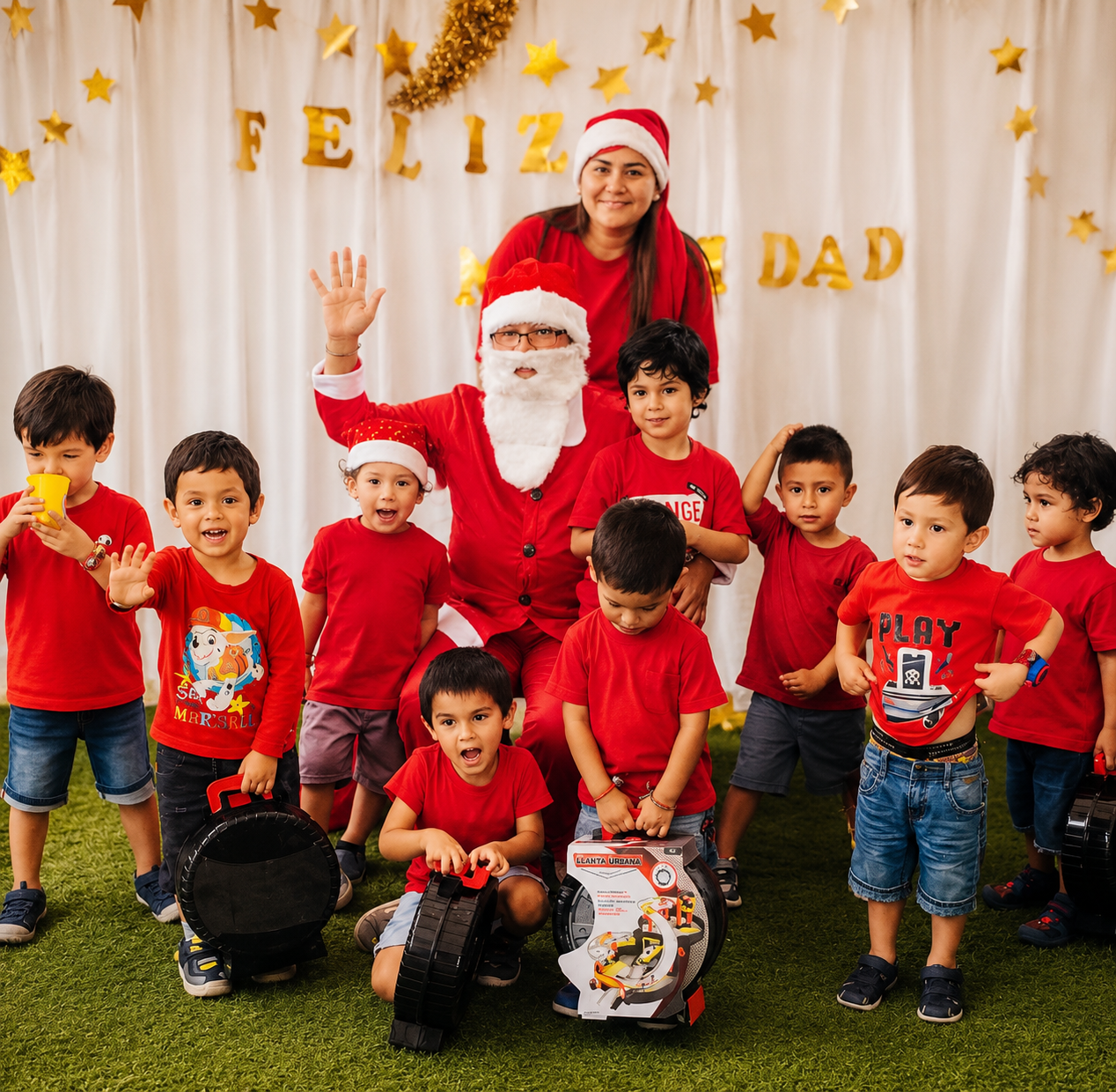 Visita de bomberos en el Jardín Infantil Mi Atacama